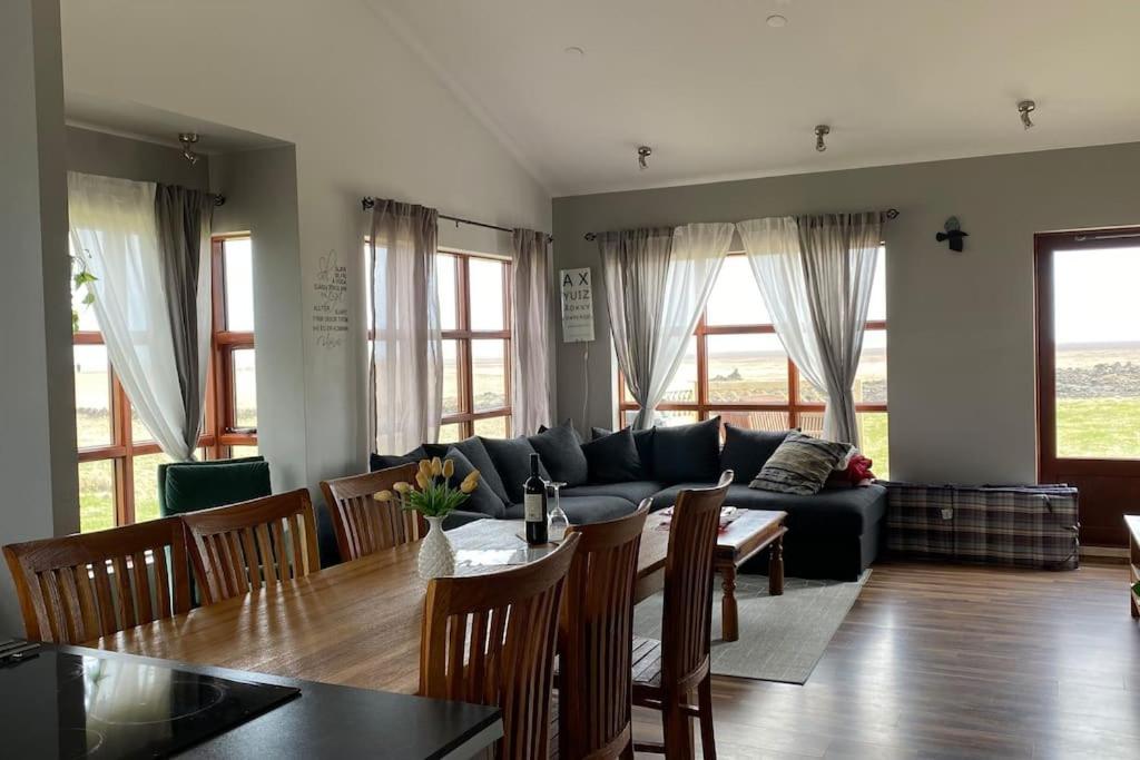 Eaglerock Guesthouse And Tours Kirkjubæjarklaustur 外观 照片
