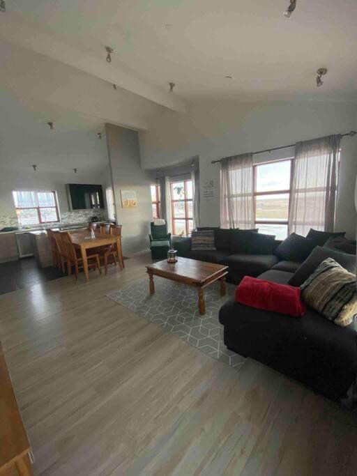 Eaglerock Guesthouse And Tours Kirkjubæjarklaustur 外观 照片